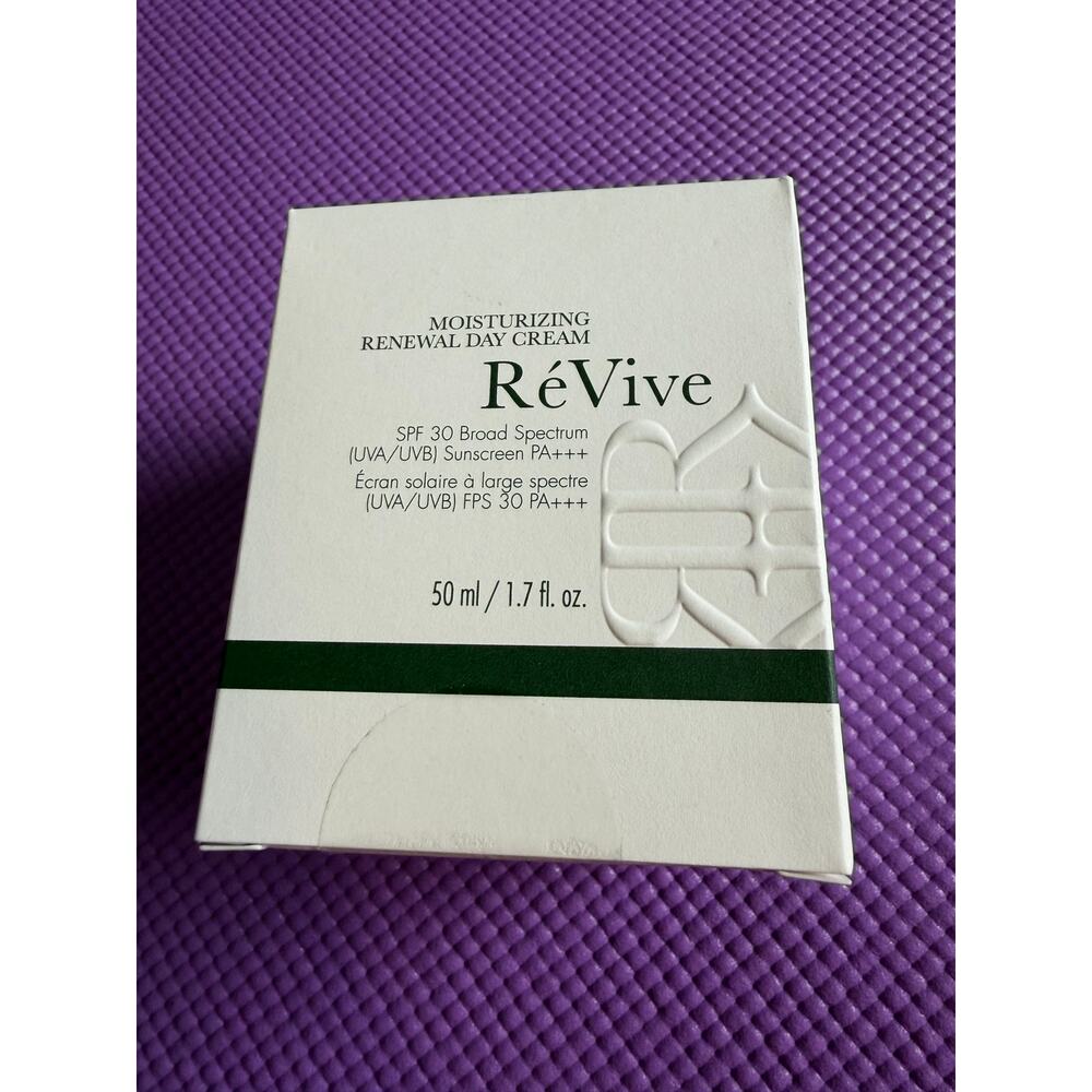 Revive Moisturizing Renewal Day Cream  50 ml SPF 30 NEWm face skincare $195 SRP